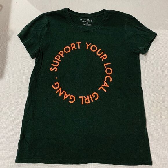 Lucky Brand Green Short Tees  no tag - Picture 1 of 2